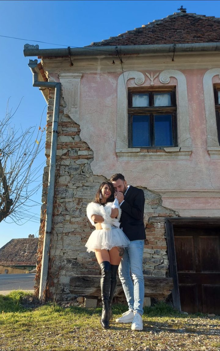 (Foto) Fosta soție a lui Mădălin Ionescu s-a recăsătorit, la 11 ani de la divorț! Mihaela Coserariu-Serbanescu: „Monday it’s a nice day for a white wedding” 1