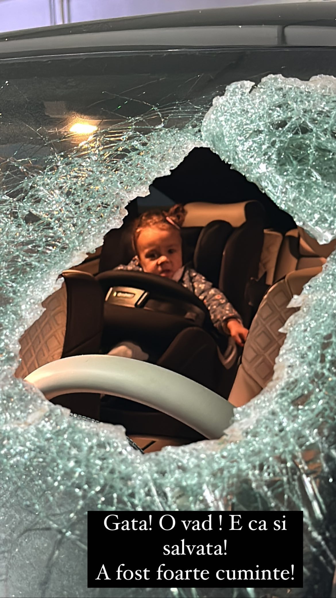 (Video) Fetița lui Emily Burghelea, încuiată în mașină. Soțul a spart geamul: „Gata. O vad! E ca și salvată!” 1