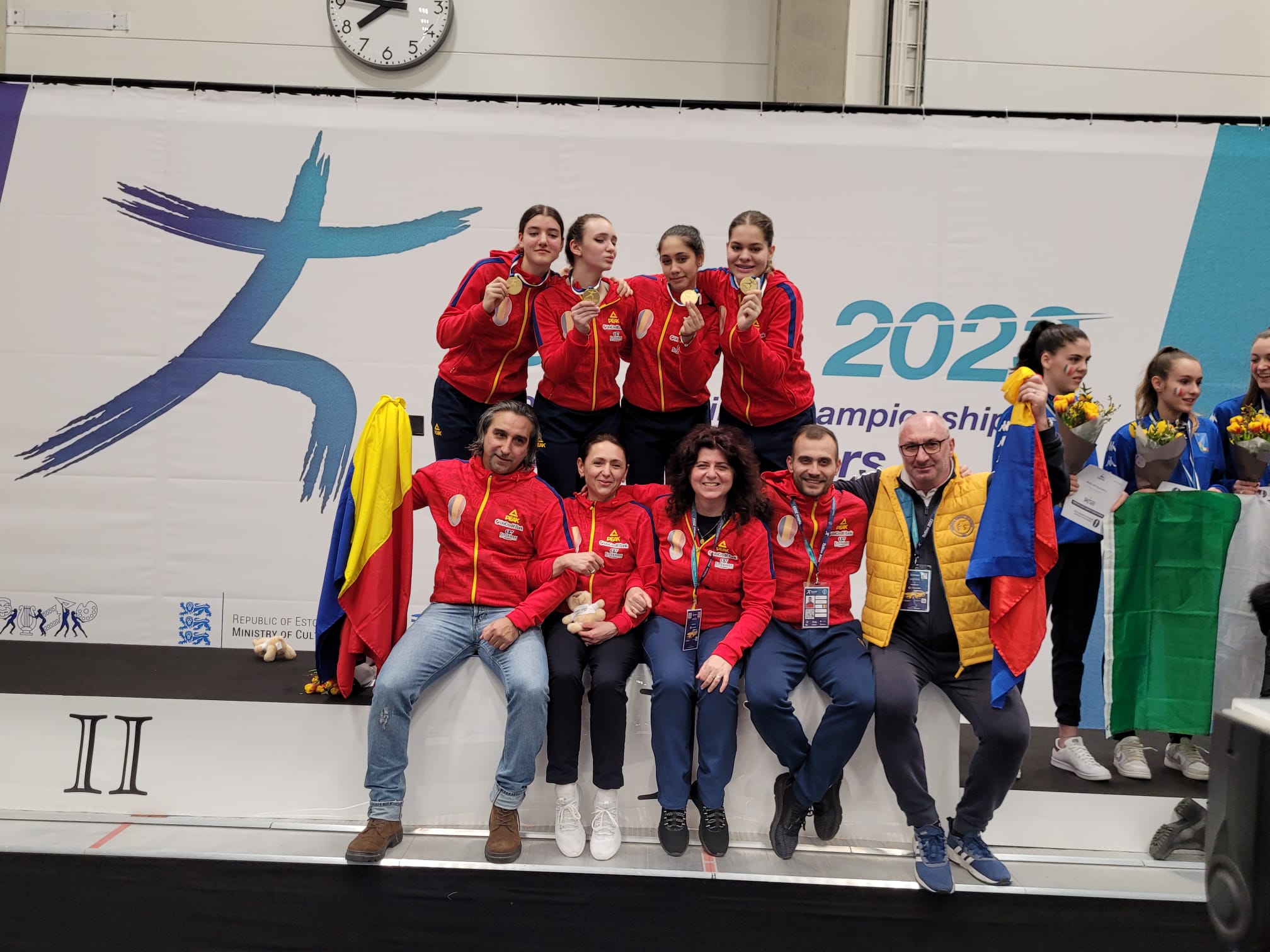 Echipa de cadete a României a câştigat medalia de aur la sabie, la Campionatul European de la Tallinn (Estonia) 1