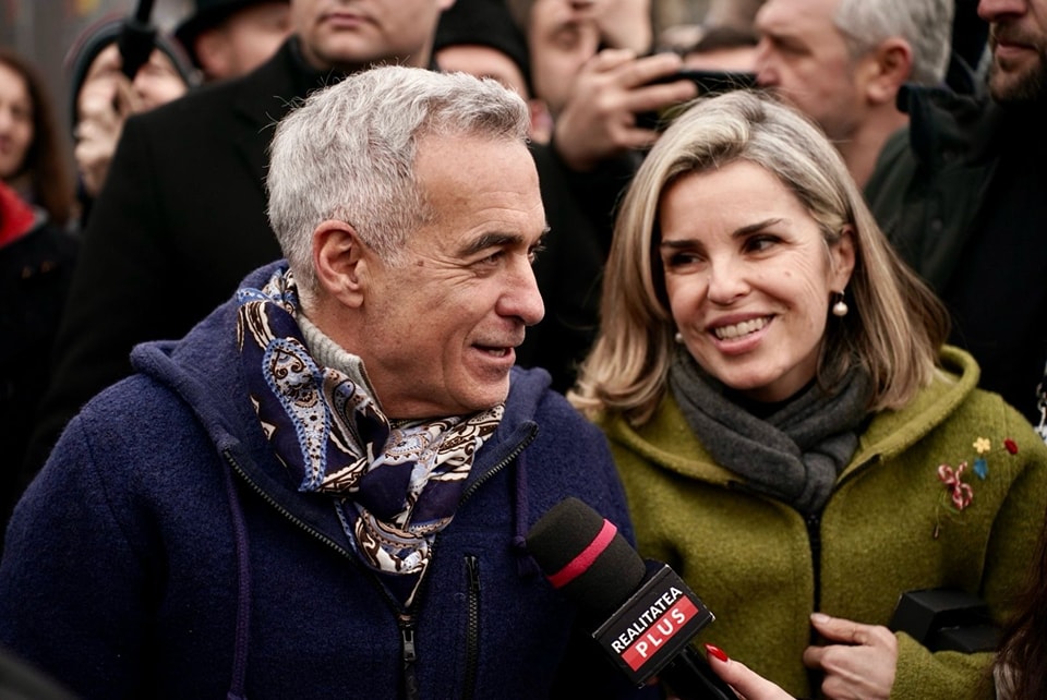 Călin Georgescu, mesaj de Crăciun: „Patria înseamnă raiul la care putem ajunge doar dacă ne jertfim pentru ea” 1