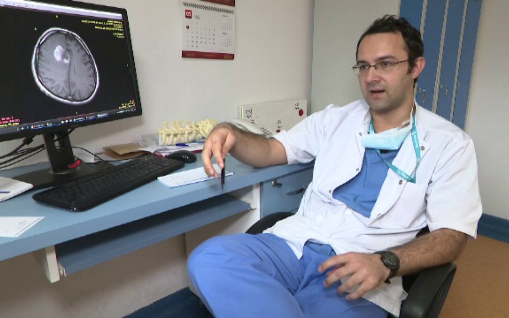 Un neurochirurg întors să profeseze în România demască haosul din sistem: „În Anglia nu-i primul venit primul servit ci afecţiunea are prioritate în funcţie de gravitate” 1