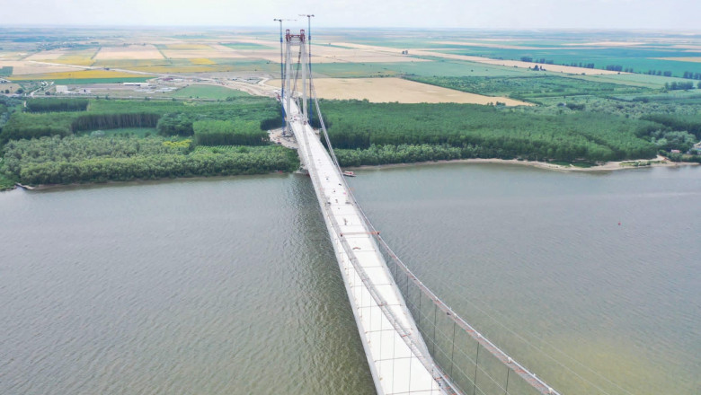 (Video) Podul suspendat peste Dunăre se apropie de finalizare și arată superb 1