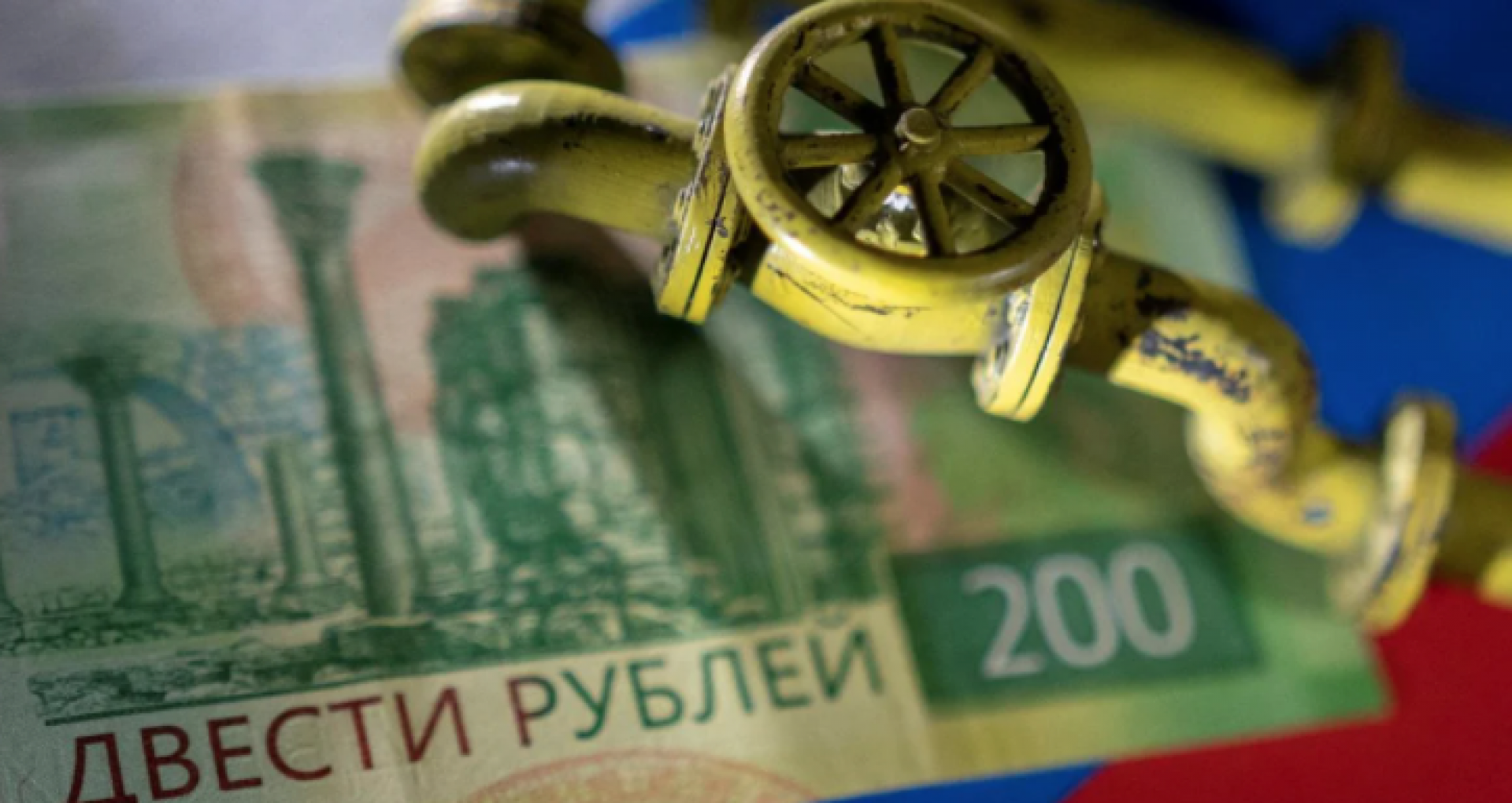 Americanii susțin că economia Rusiei este strivită: Revenirea artificială a rublei, prin eforturi imposibil de susținut 1
