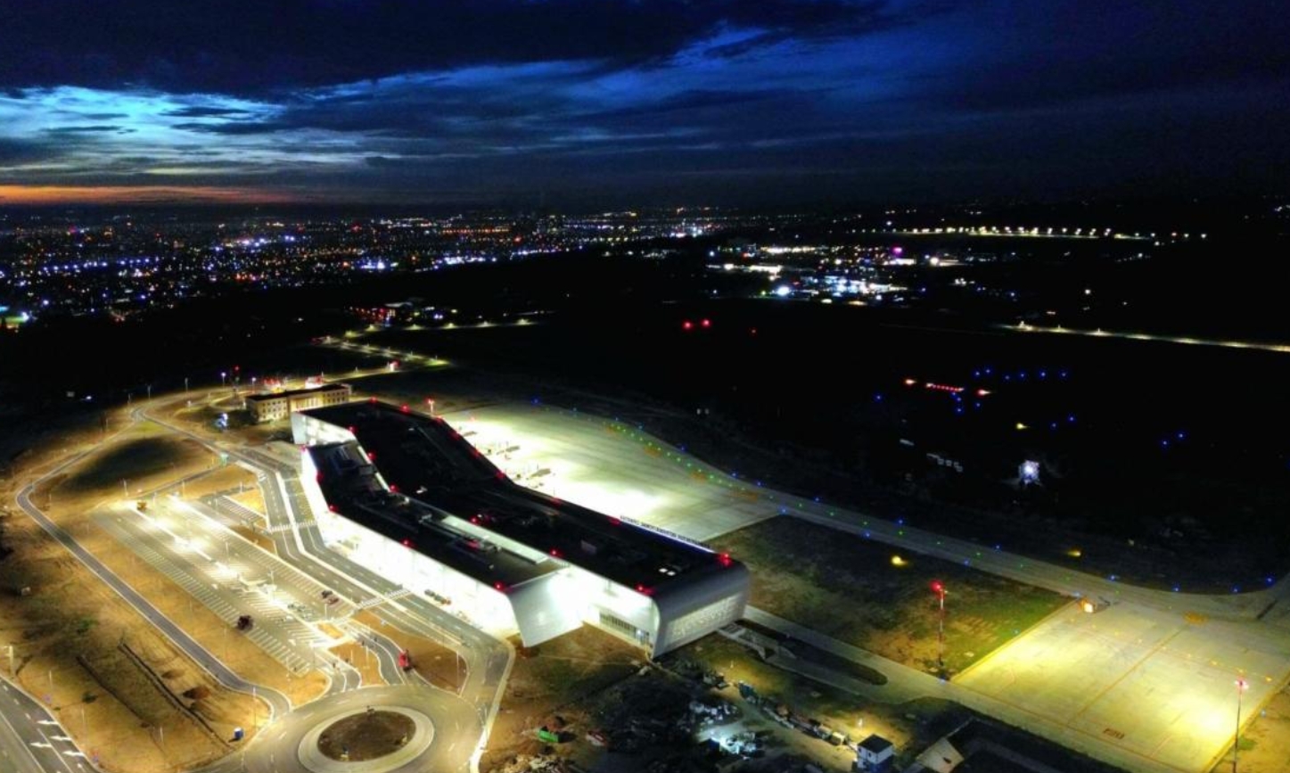A fost deschis cel mai mare aeroport regional din România, după inaugurarea noului terminal de pasageri 1