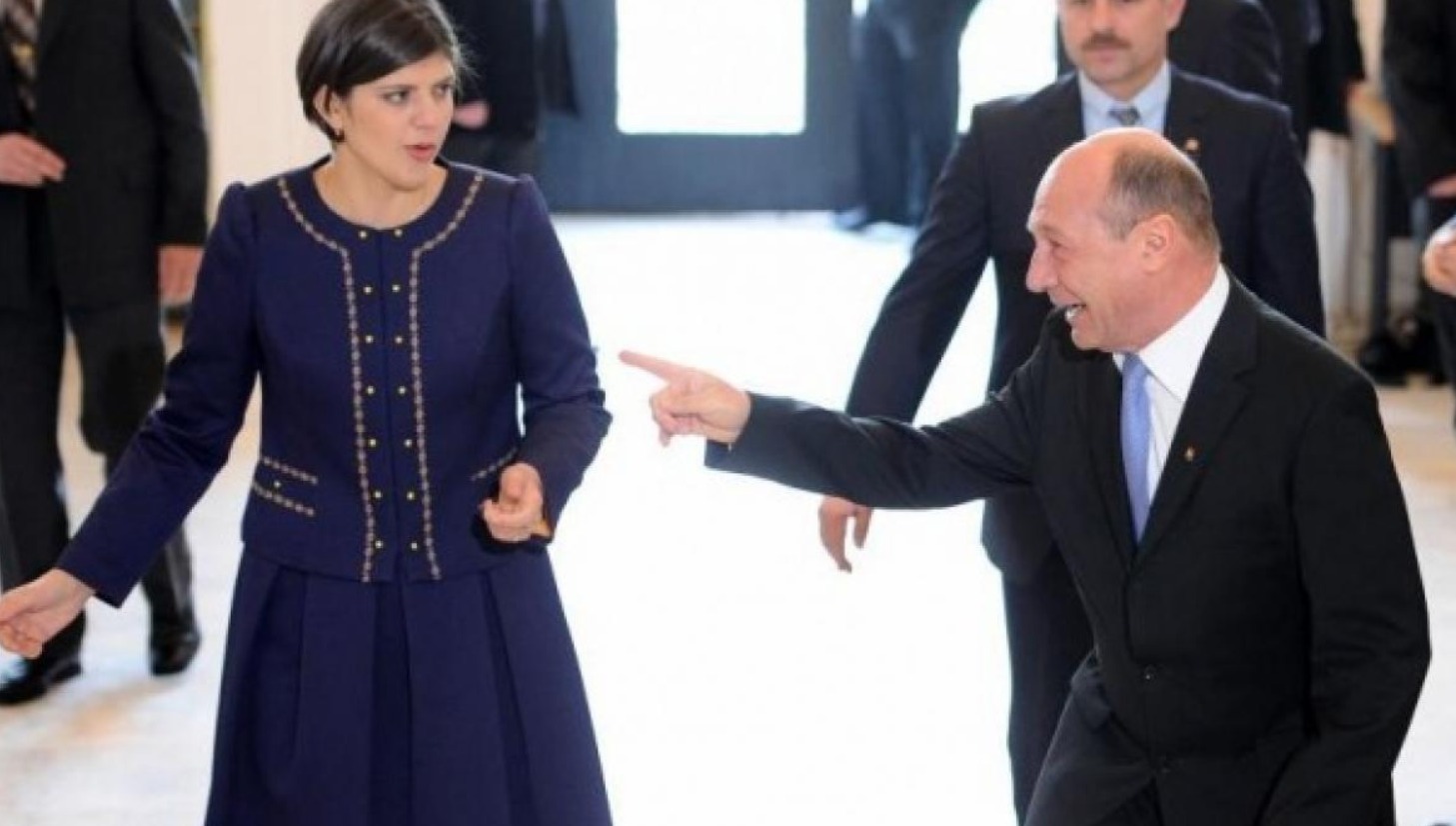 Kovesi îl lovește pe Băsescu cu o singură frază: „Unii rămânem în amintirea oamenilor pentru greșelile noastre” 1