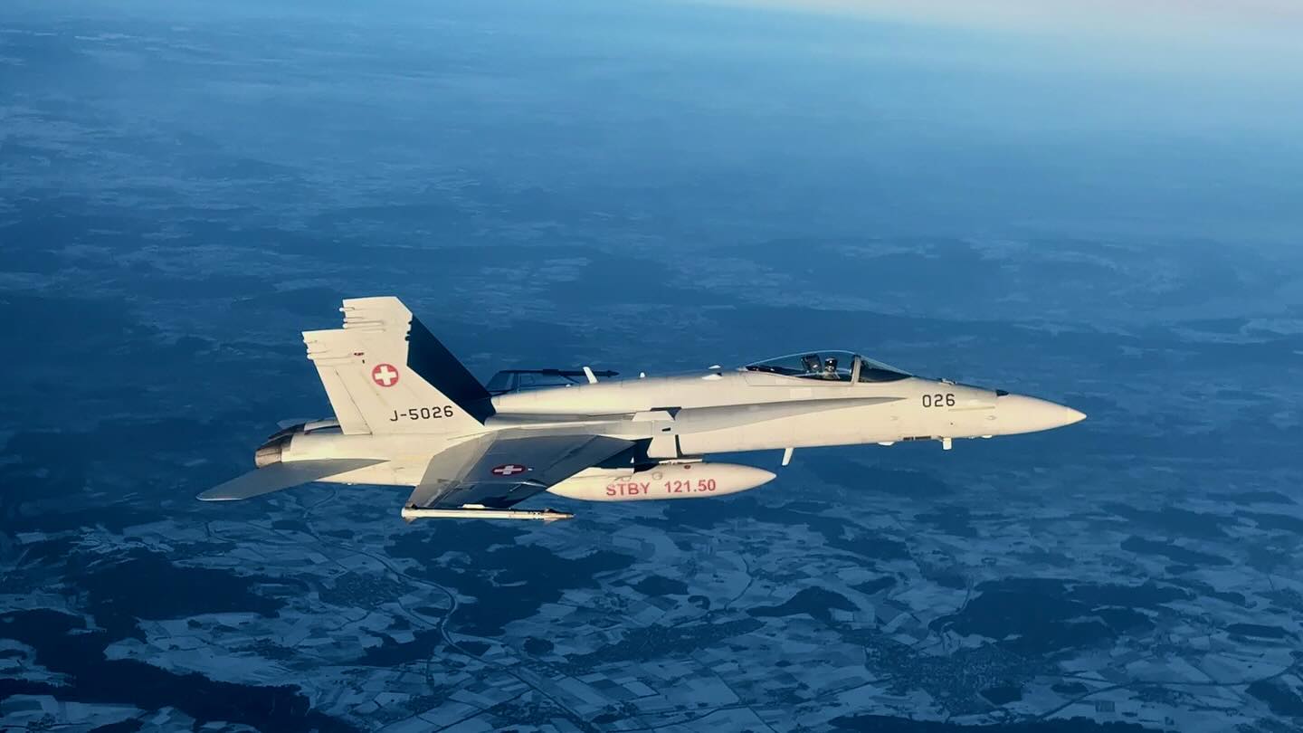 Armata Elveţiei, despre escortarea avionului lui Nicușor Dan: „Mulțumim României” 1
