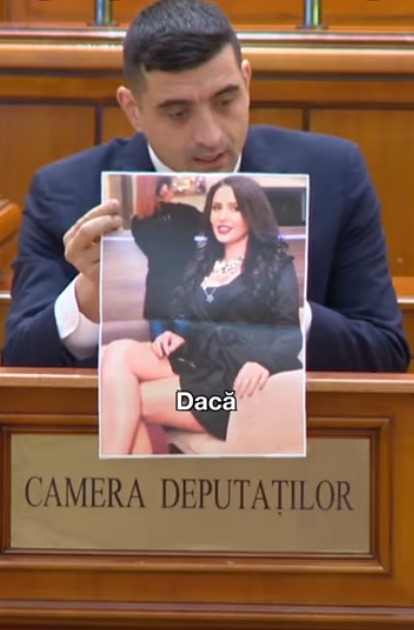 (Video) Cine este femeia din fotografia adusă de George Simion la moțiunea de cenzură. Nu a vorbit timp de un minut 1