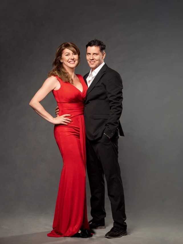 Lucian Viziru rupe tăcerea: De ce s-a mutat în Germania, cu ce s-a ocupat acolo. „România e acasă, cu bune și rele / Noi, românii, avem un fel de a ne descurca, acolo nu există așa ceva. Ora e oră, regula e regulă, nu există «lasă că merge și așa»” 1