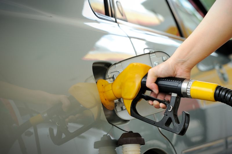 Surse: Preț scăzut cu 1 leu/litrul de benzină și motorină. Acord în Coaliție 1