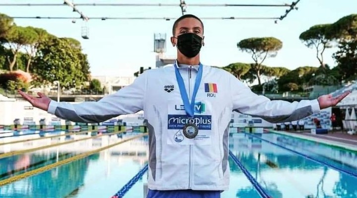 FELICITĂRI! David Popovici, nou record mondial la juniori. Gazzetta dello Sport: "Un puști este cel mai bun din lume la proba regină" 1