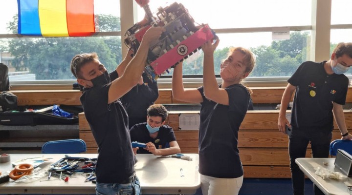 FELICITĂRI! Echipa de robotică a României a adus acasă aurul. „Urmați-vă pasiunea! Uitați ce am reușit” 1